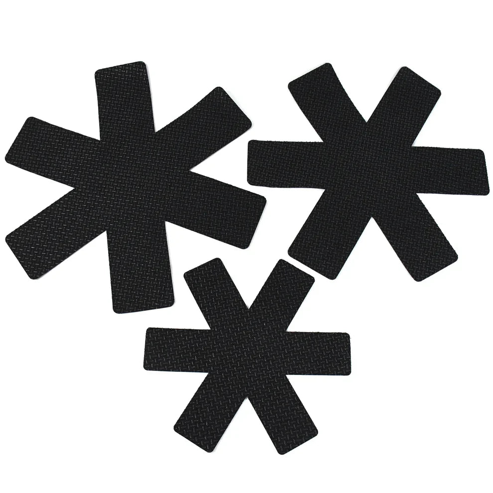 Set of three black, star-shaped pot and pan protectors